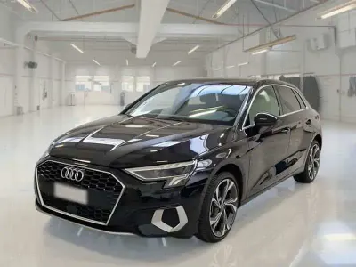 Begagnad Audi A3 Sportback Advanced 110 HK (80 kW) 2024 Svart Halvkombi
