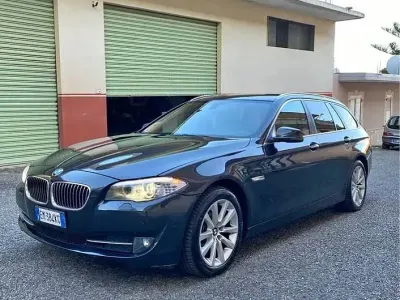 Usata BMW 520 184 CV (135 kW) 2012 Grigio Station wagon