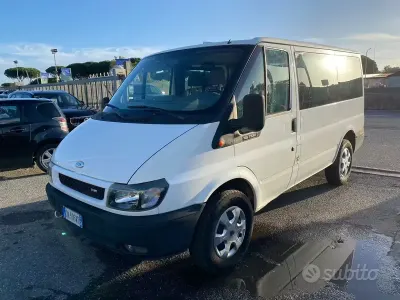 Usata Ford Transit 90 CV (66 kW) 2004 Bianco Furgone