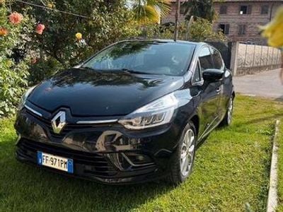 Usata Renault Clio IV Intens 120 CV (88 kW) 2017 Nero Berlina