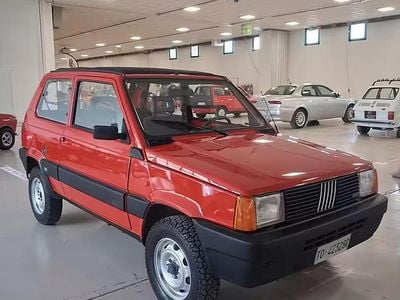 Usata Fiat Panda 4x4 Trekking 50 CV (36 kW) 1991 Rosso Utilitaria