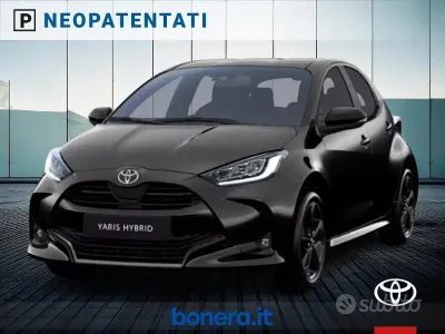 Ny Toyota Yaris Hybrid Premium 131 HK (96 kW) 2026 Svart Sedan