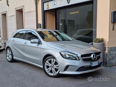 Occasion Mercedes A180 109 ch (80 kW) 2018 Gris Berline