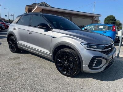 Usata VW T-Roc R-line 150 CV (110 kW) 2023 Grigio SUV
