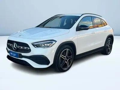 Usata Mercedes GLA180 Premium 116 CV (85 kW) 2023 Bianco SUV