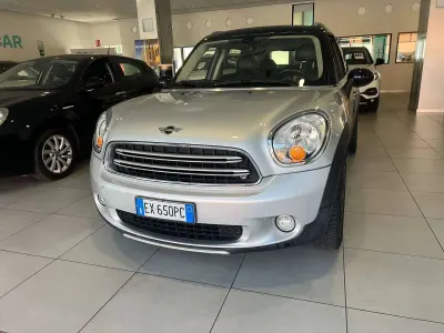 Usata Mini Cooper D Countryman 111 CV (81 kW) 2014 Grigio intermedio SUV