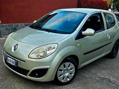 Usata Renault Twingo Dynamique 74 CV (54 kW) 2007 Verde Utilitaria