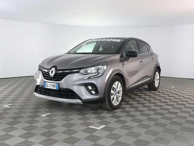 Usata Renault Captur Intens 92 CV (67 kW) 2021 Grigio cassiopea/tetto nero SUV