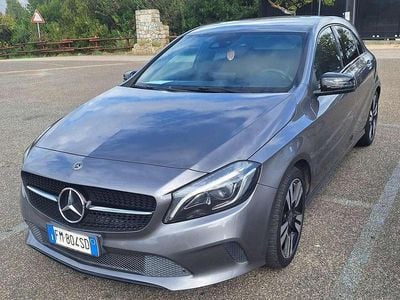 Grigio Usata 2017 Mercedes A180 Edition Berlina | 15.500 € (Buon prezzo)