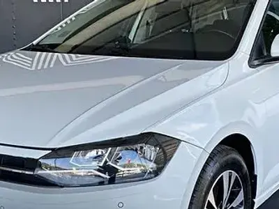 Usata VW Polo Comfortline 80 CV (58 kW) 2019 Bianco Utilitaria