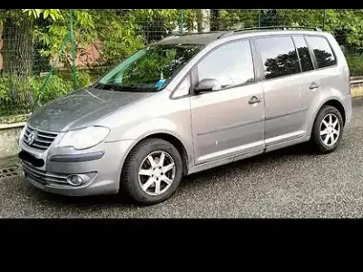Usata VW Touran 102 CV (75 kW) 2008 Grigio Monovolume