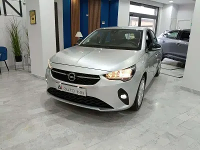 Usado Opel Corsa Edition+ 75 HP (55 kW) 2023 Prateado Citadino