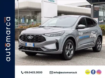 Nuova Ford Kuga ST-Line 243 CV (178 kW) 2025 Argento SUV