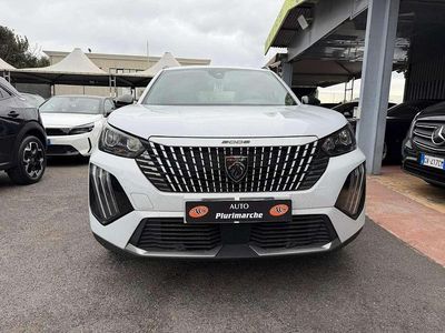 Usata Peugeot 2008 Allure 131 CV (96 kW) 2025 Bianco SUV