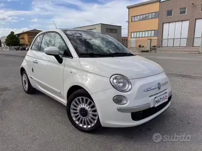 Begagnad Fiat 500 69 HK (50 kW) 2010 Vit Sedan