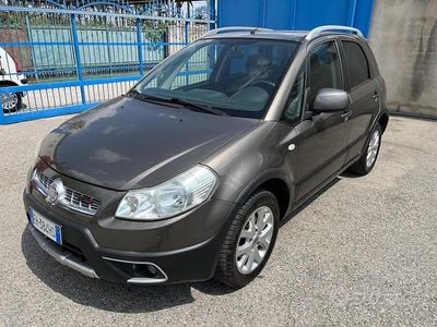 Usata Fiat Sedici 135 CV (99 kW) 2011 Grigio SUV