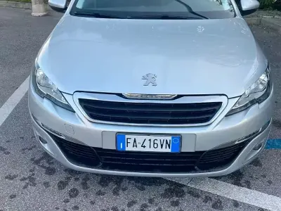 Usata Peugeot 308 Active 99 CV (72 kW) 2015 Grigio Station wagon