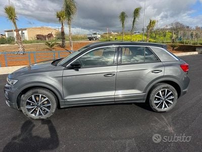 Grigio Usata 2022 VW T-Roc Style SUV | 14.900 € (Buon prezzo)