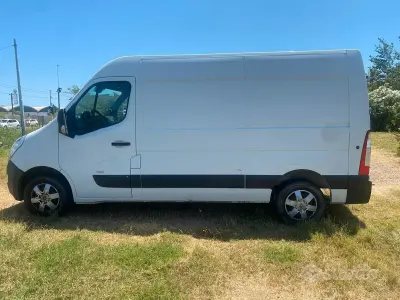 Usata Opel Movano 130 CV (95 kW) 2018 Bianco Monovolume