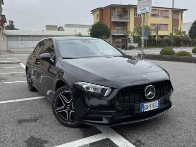 Usata Mercedes A250 AMG 218 CV (160 kW) 2021 Nero Berlina