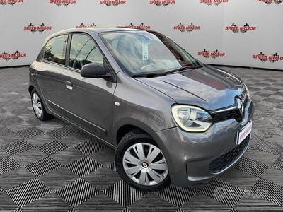 Usata Renault Twingo SE 73 CV (53 kW) 2020 Grigio Utilitaria