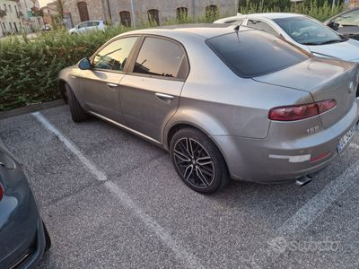 Alfa Romeo 159