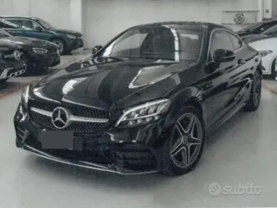 Usata Mercedes C200 163 CV (119 kW) 2020 Nero Coupé