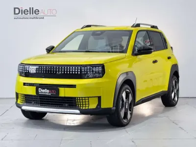 Nuova Fiat Grande Panda La Prima 83 kW (113 CV) 2025 Giallo limone metallizzato Utilitaria