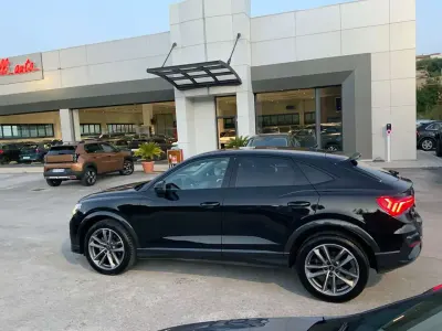 Usata Audi Q3 Business Plus 150 CV (110 kW) 2023 Nero SUV