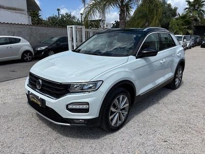 Usata VW T-Roc Advance 116 CV (85 kW) 2019 Bianco SUV