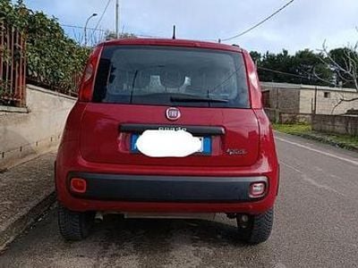 Usata Fiat Panda Lounge 86 CV (63 kW) 2014 Rosso Utilitaria