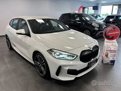 Usata BMW 116 M Sport 116 CV (85 kW) 2021 Bianco Utilitaria