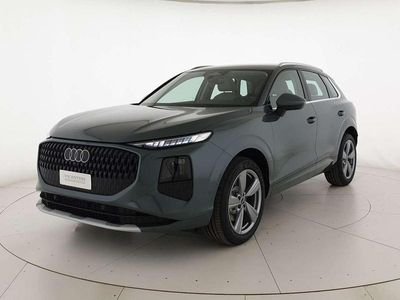 Nuova Audi Q3 Advanced 150 CV (110 kW) 2026 Verde salvia metallizzato SUV