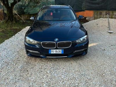 Usata BMW 318 Efficient Dynamics 2013 Blu Station wagon