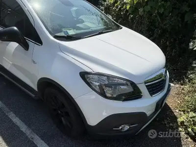 Usata Opel Mokka 140 CV (102 kW) 2015 Bianco SUV