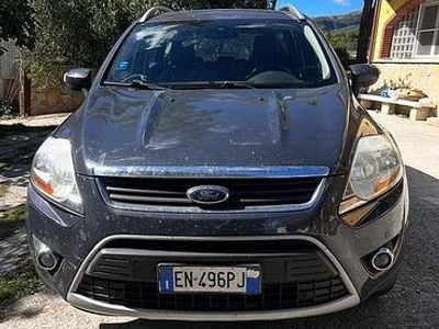 Usata Ford Kuga 163 CV (119 kW) 2012 Grigio SUV