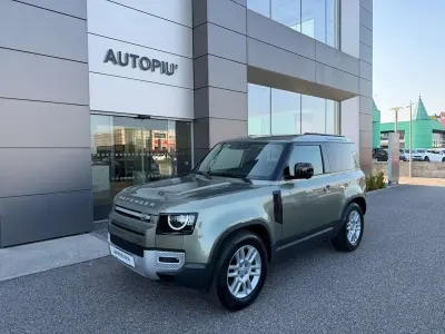 Usado Land Rover Defender S 200 HP (147 kW) 2023 Verde SUV