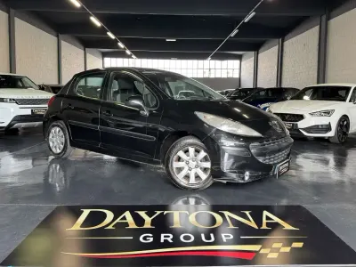 Gebraucht Peugeot 207 88 PS (64 kW) 2007 Other Limousine