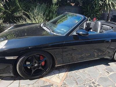 Porsche 911 Carrera 4 Cabriolet