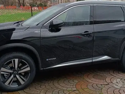 Usata Nissan X-Trail 158 CV (116 kW) 2024 Nero SUV