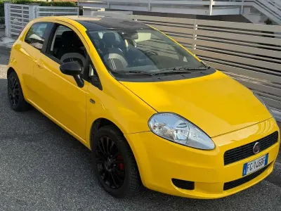 Usata Fiat Grande Punto Dynamic 95 CV (69 kW) 2009 Giallo Utilitaria