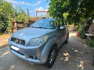 Usata Daihatsu Terios 105 CV (77 kW) 2007 SUV