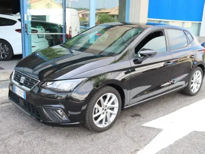 Usata Seat Ibiza FR 95 CV (69 kW) 2025 Nero Utilitaria