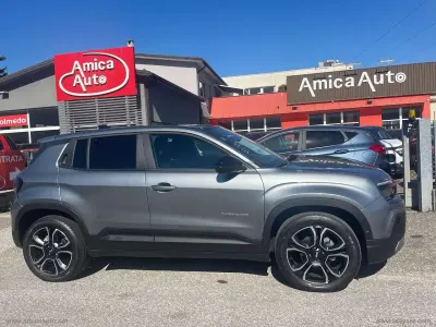 Usata Jeep Avenger Summit 101 CV (74 kW) 2025 Grigio SUV