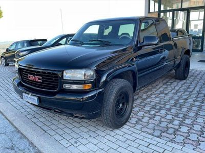 GMC Sierra