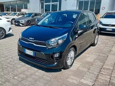 Usata Kia Picanto Urban 65 CV (47 kW) 2023 Nero Utilitaria