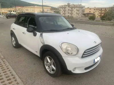 Usata Mini Cooper Countryman 111 CV (81 kW) 2010 Bianco SUV