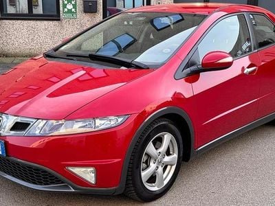 Usata Honda Civic Elegance 99 CV (72 kW) 2010 Rosso Berlina