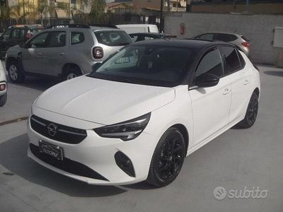 Usata Opel Corsa GS Line 101 CV (74 kW) 2022 Bianco Utilitaria