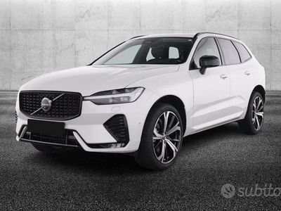 Usata Volvo XC60 Plus 197 CV (144 kW) 2023 Bianco metallizzato SUV